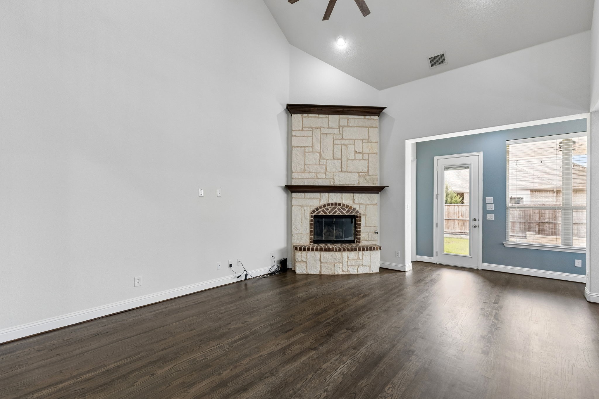 400 Warwick Boulevard Lewisville TX 75056