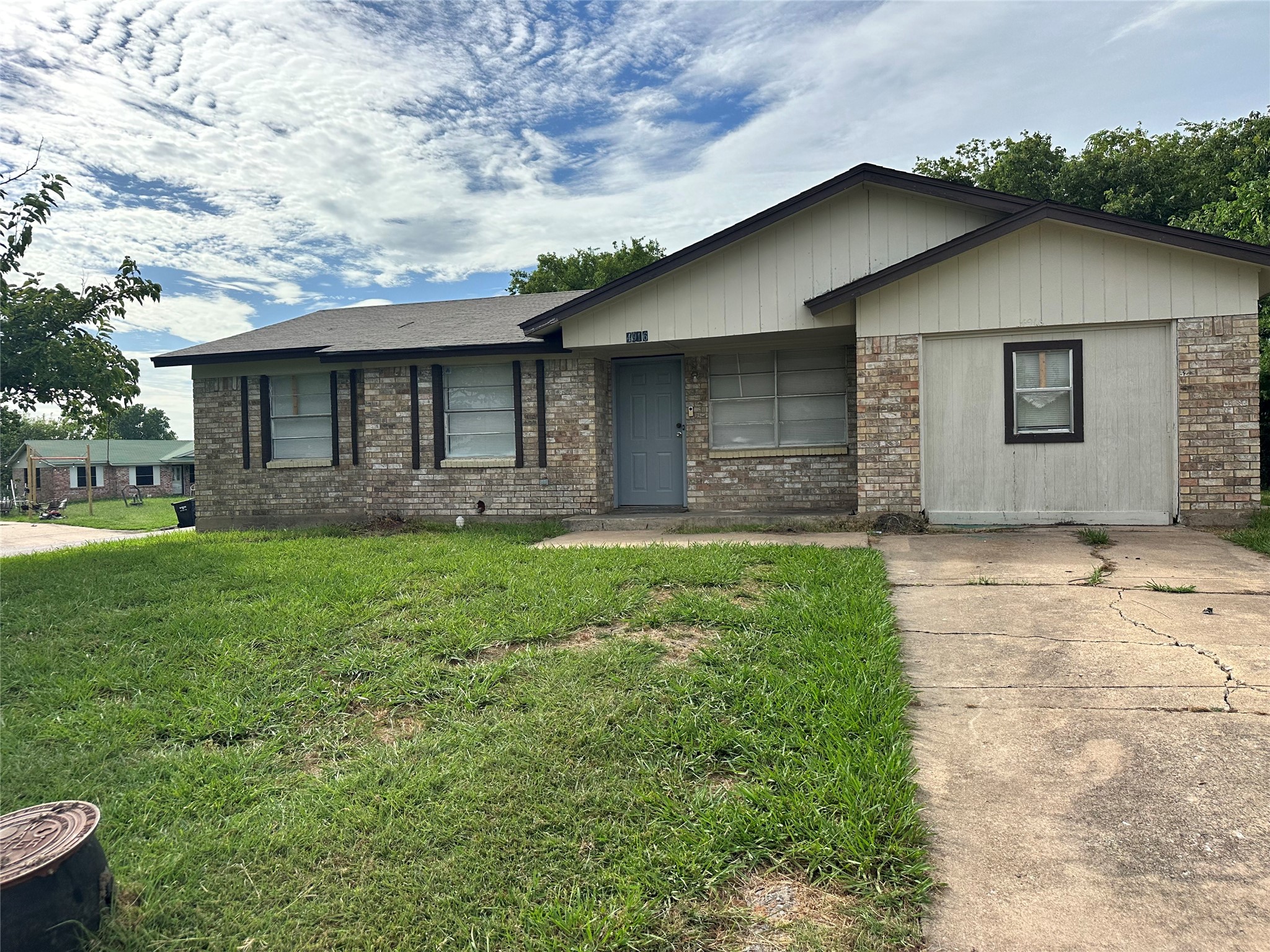4916 Mcdougal Street Greenville TX 75401
