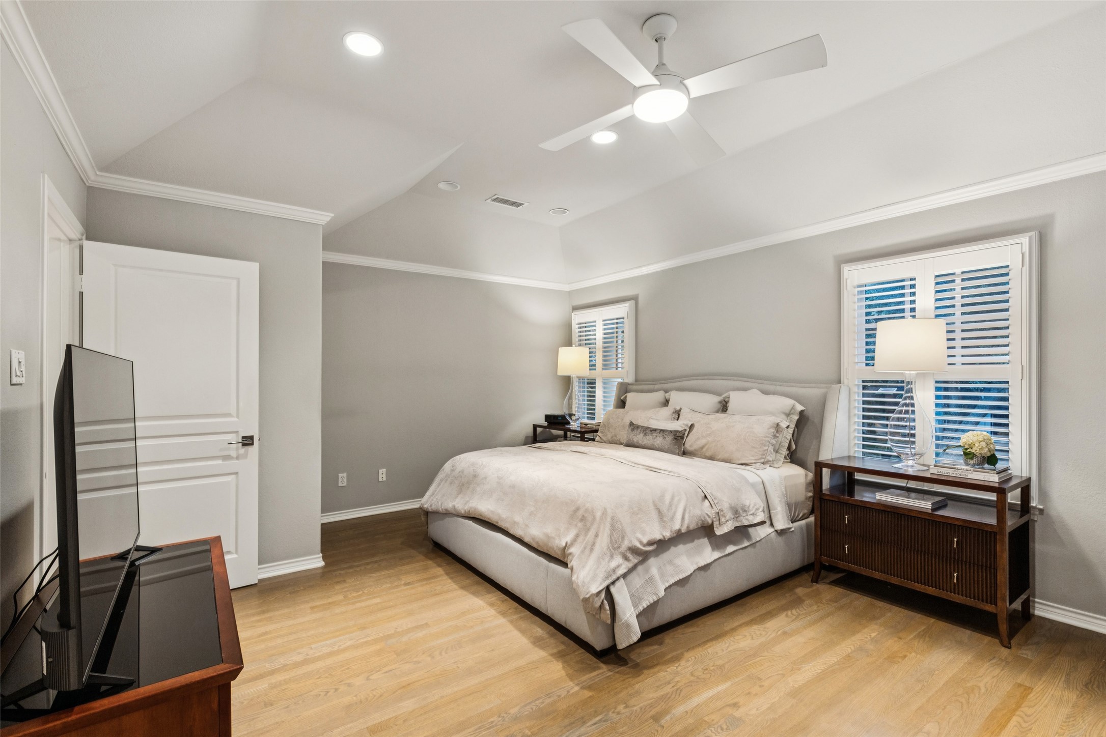 6303 Meadow Road Dallas TX 75230