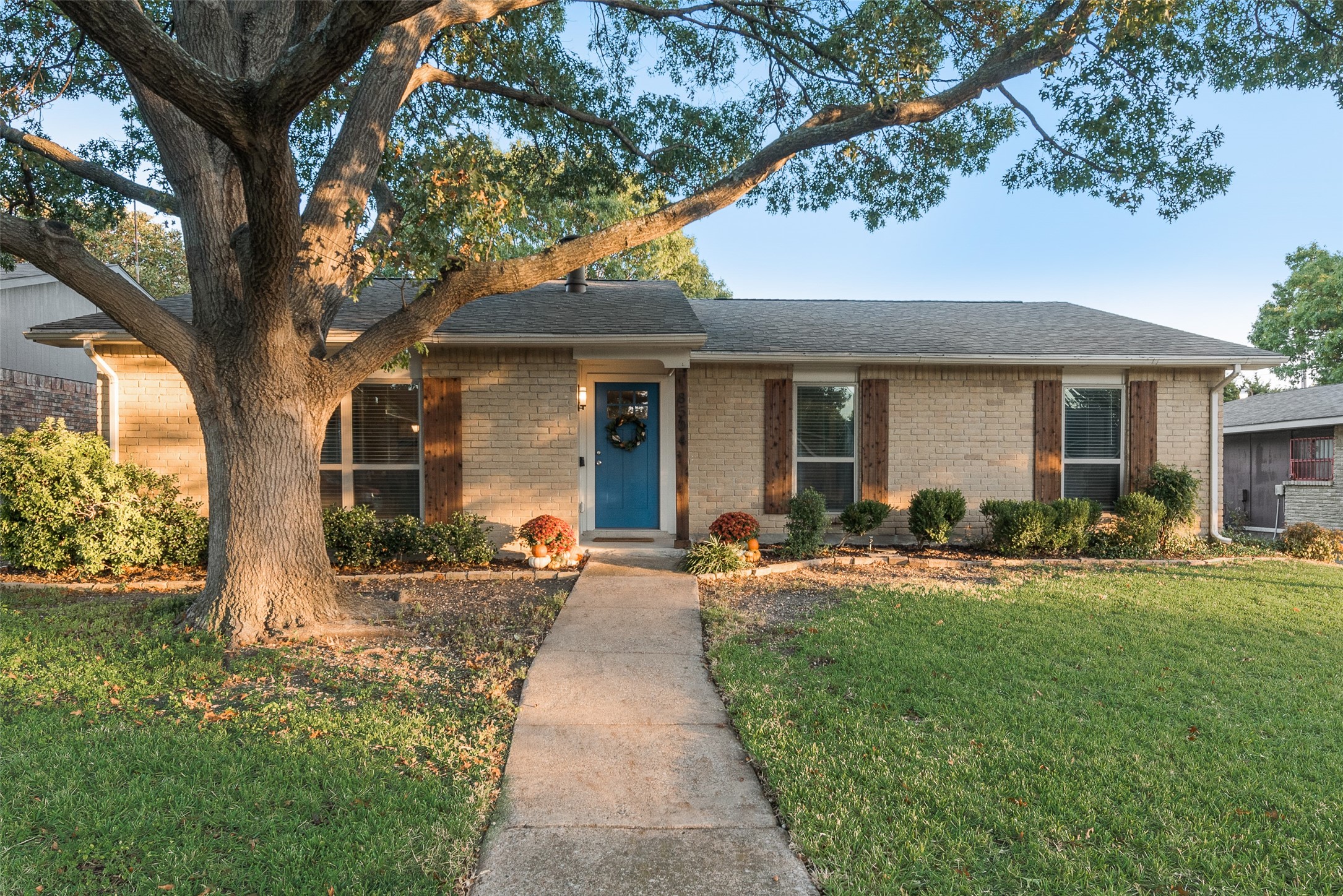 8504 Van Pelt Drive Dallas TX 75228