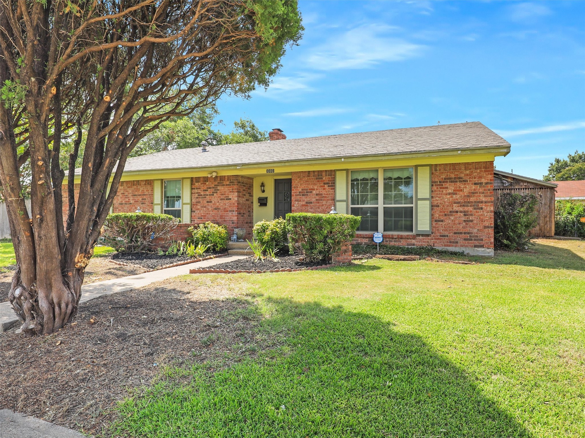 3302 Burning Tree Lane Garland TX 75042