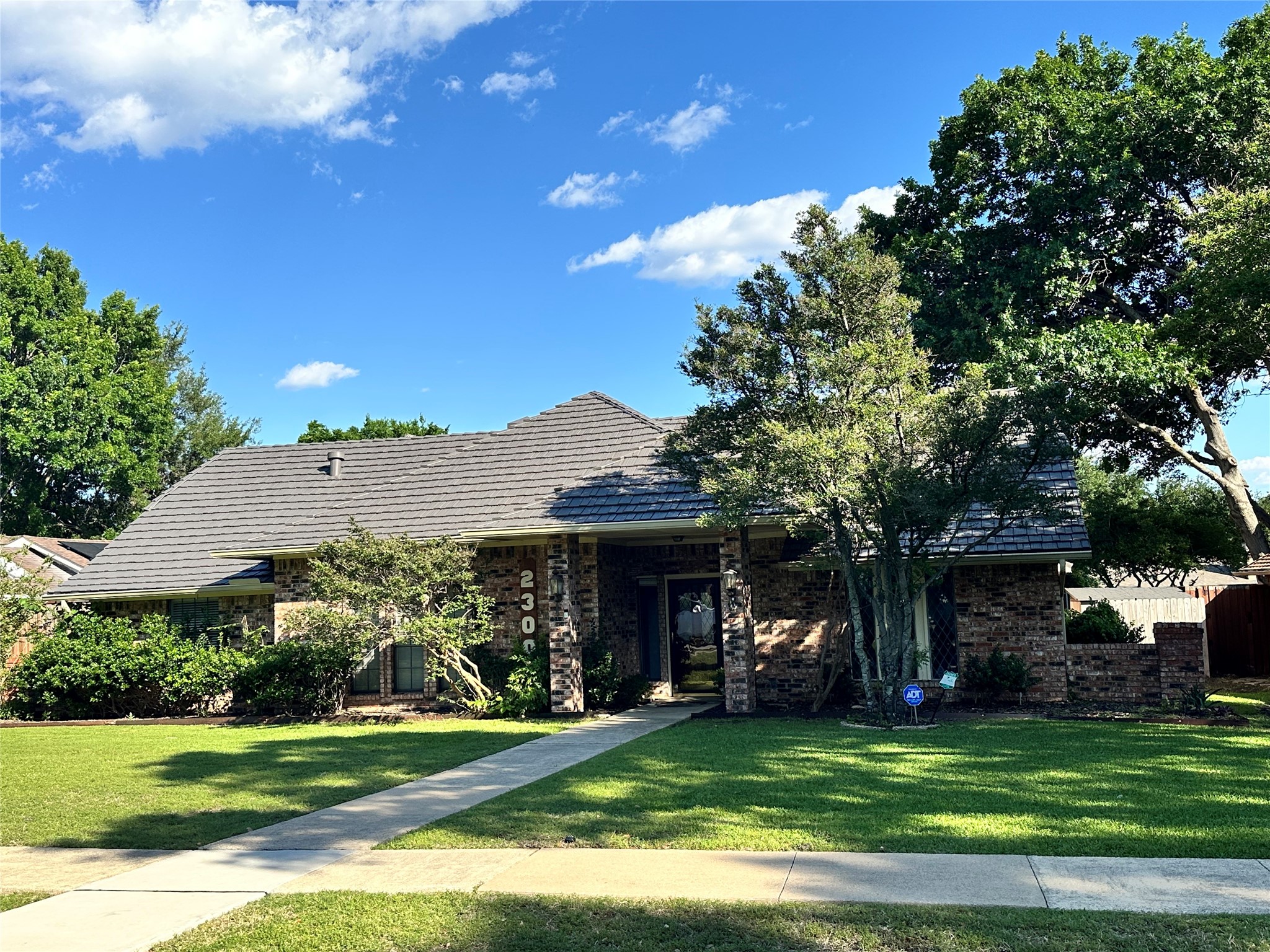 2300 Canyon Valley Trail Plano TX 75023