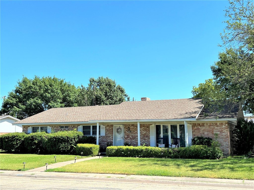 1803 College Street Gainesville TX 76240