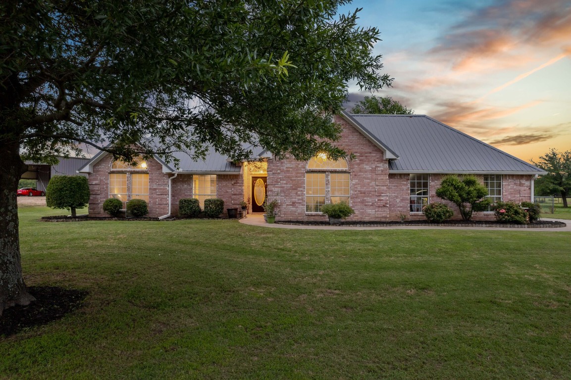 201 County Road 33590 Sumner TX 75486