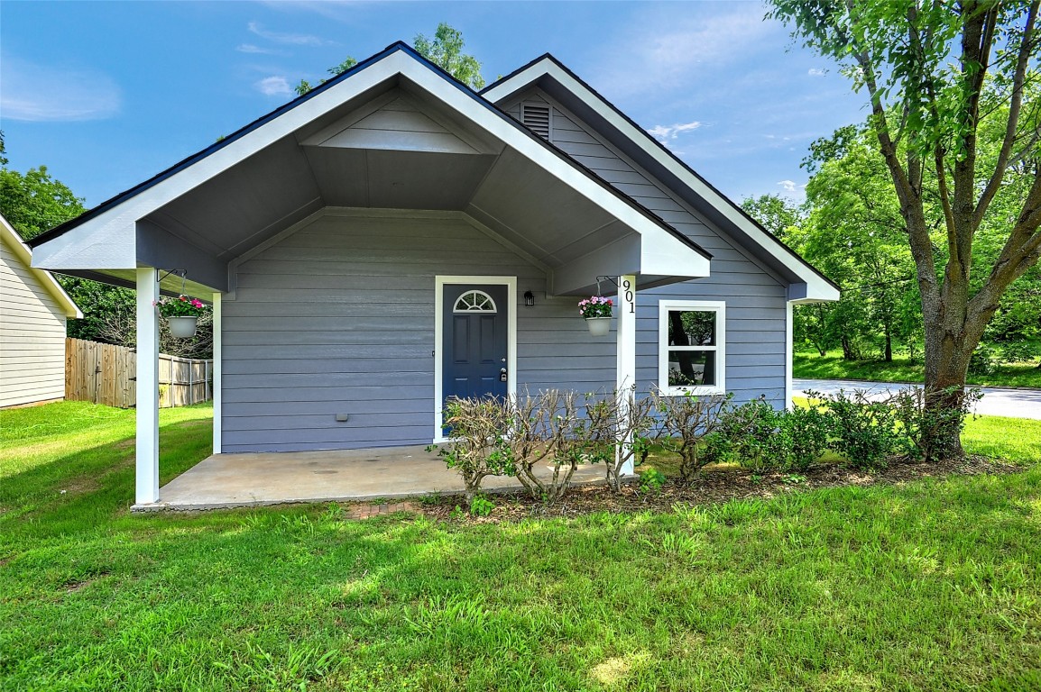 901 W Elm Street Denison TX 75020