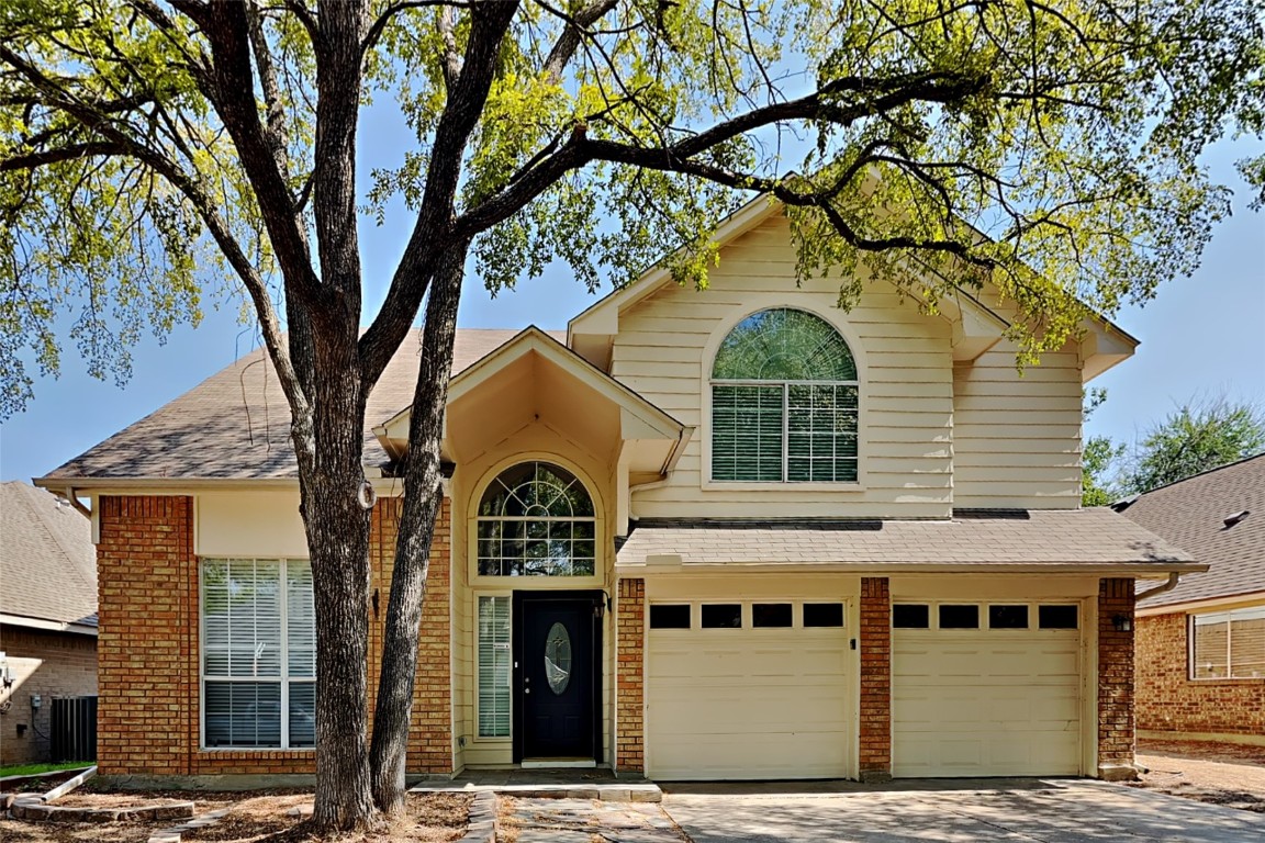 2219 Chapel Downs Drive Arlington TX 76017