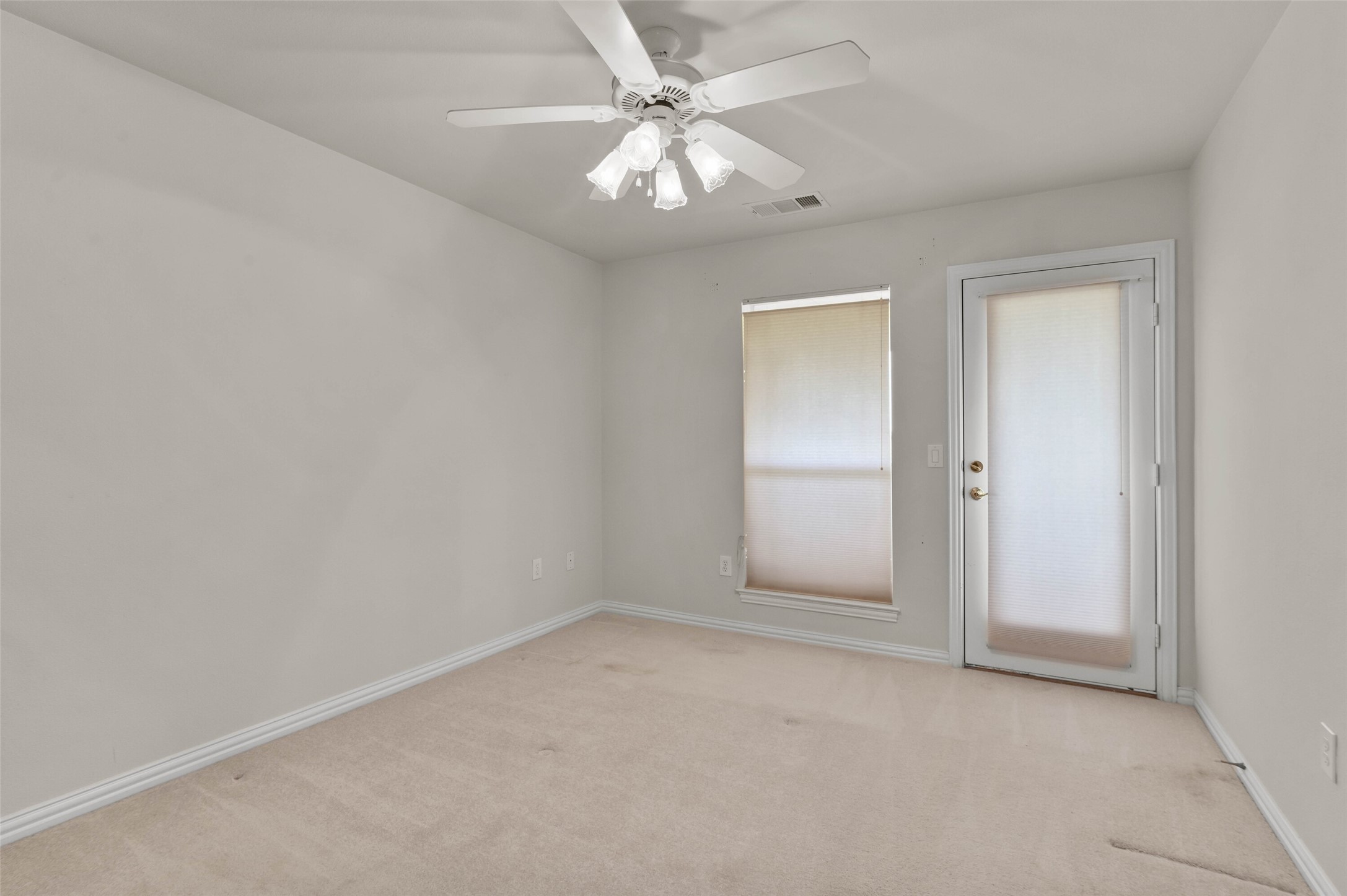 1709 Villa Court Corinth TX 76210