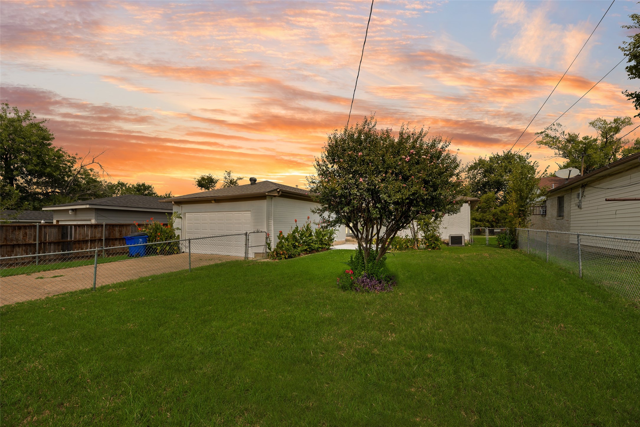 10038 Mesita Drive Dallas TX 75217