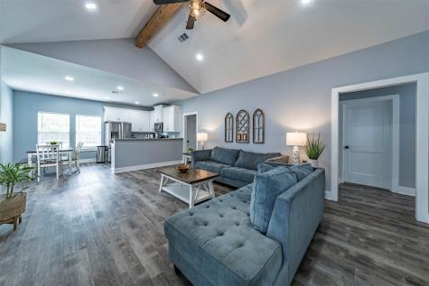 225 E Garrity Street Corsicana TX 75110