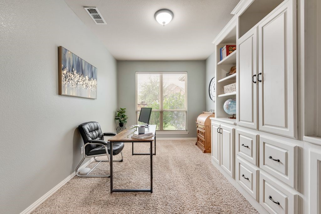300 Perkins Drive Lantana TX 76226