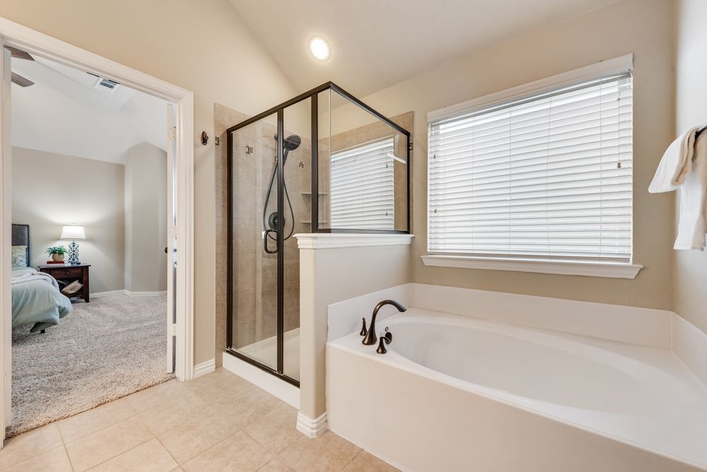300 Perkins Drive Lantana TX 76226