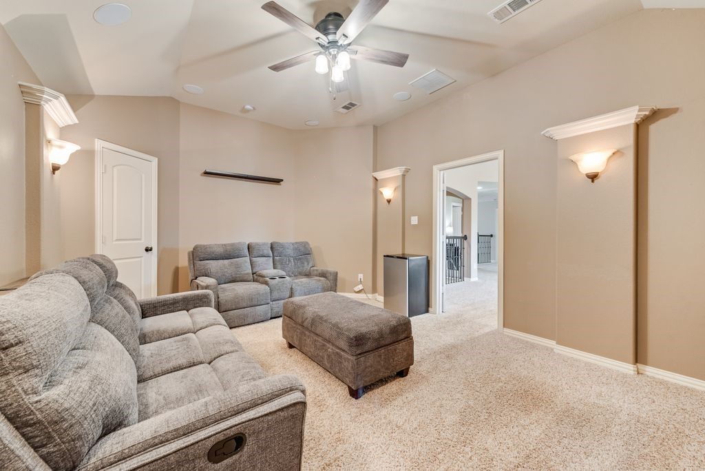 300 Perkins Drive Lantana TX 76226