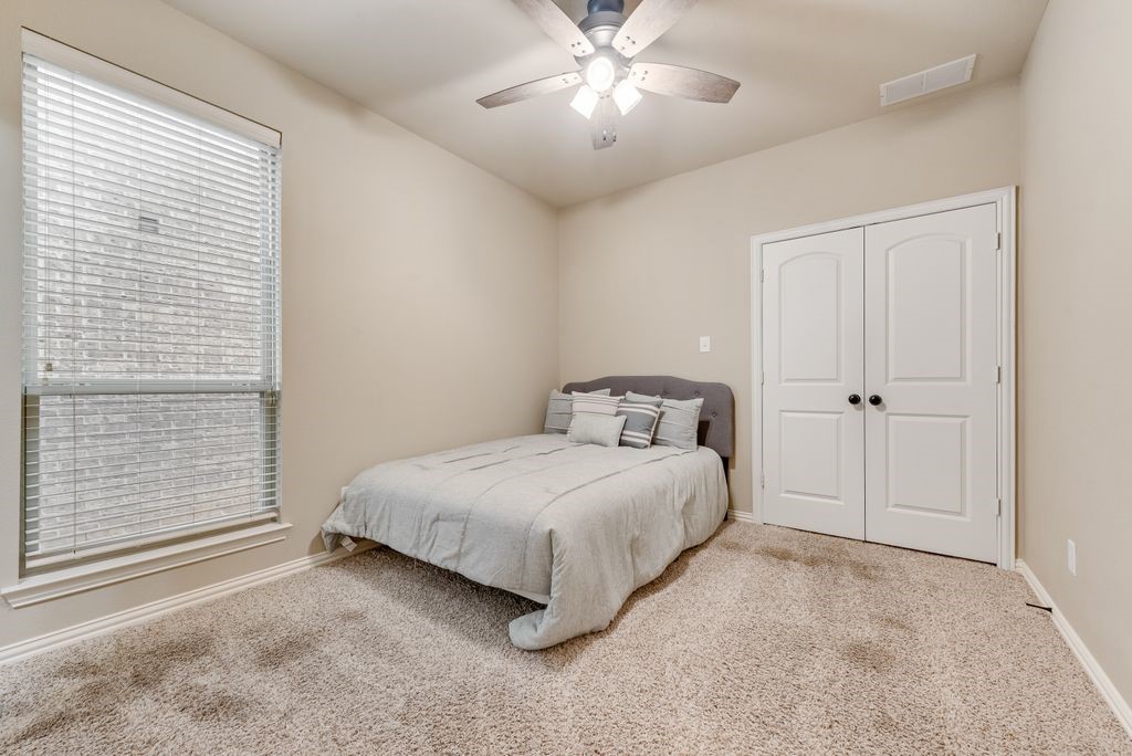 300 Perkins Drive Lantana TX 76226