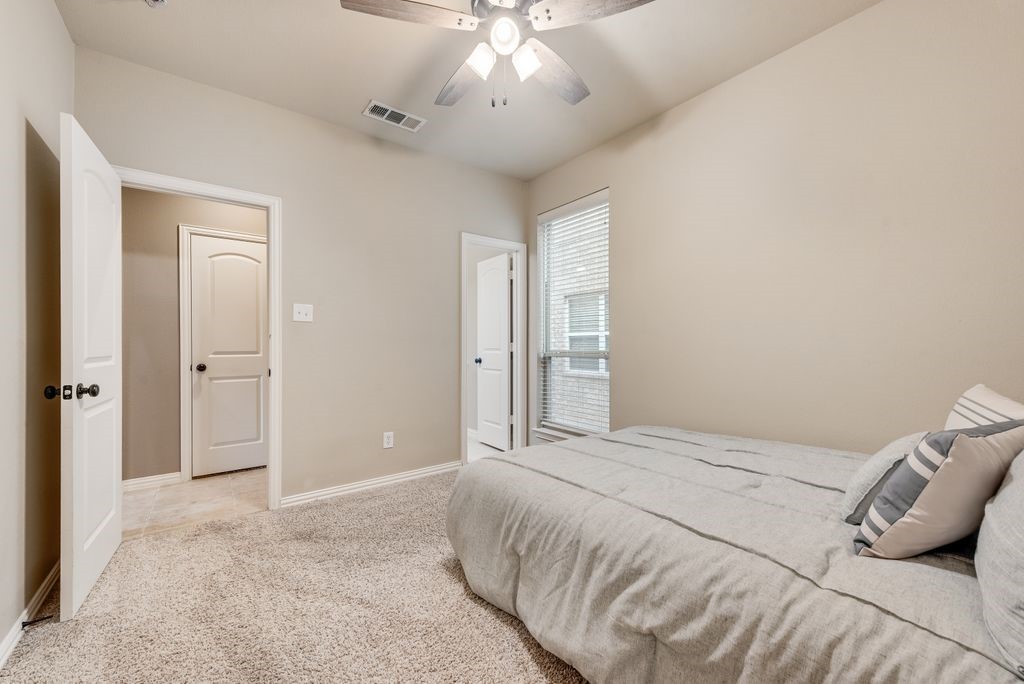 300 Perkins Drive Lantana TX 76226
