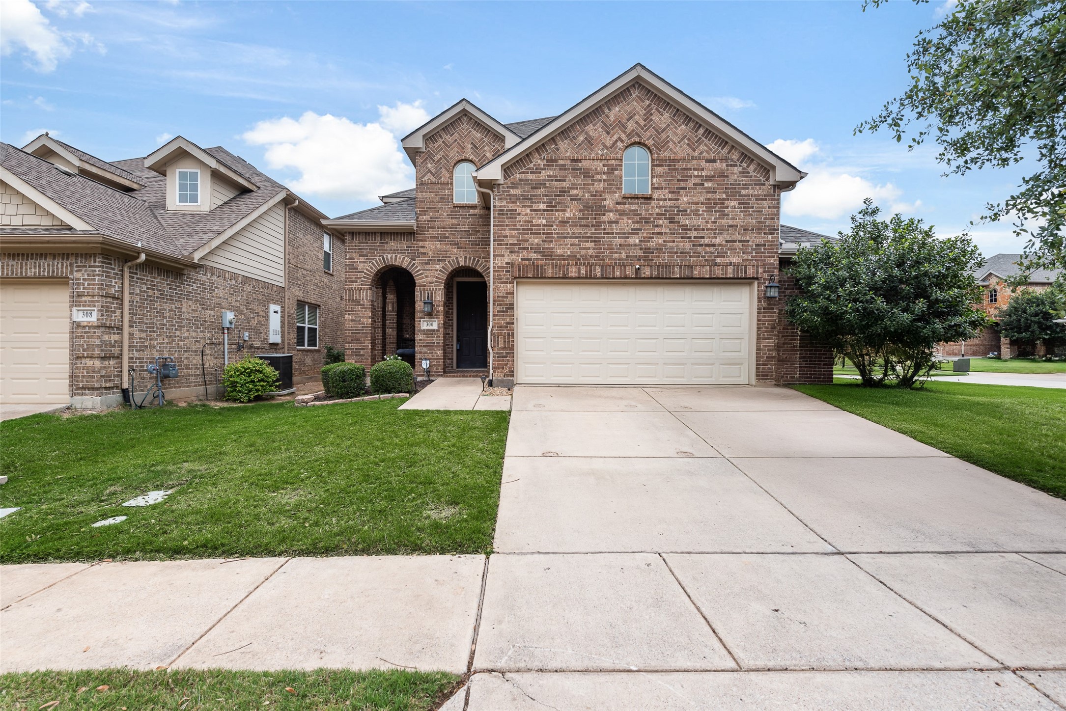 300 Perkins Drive Lantana TX 76226
