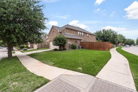 300 Perkins Drive Lantana TX 76226