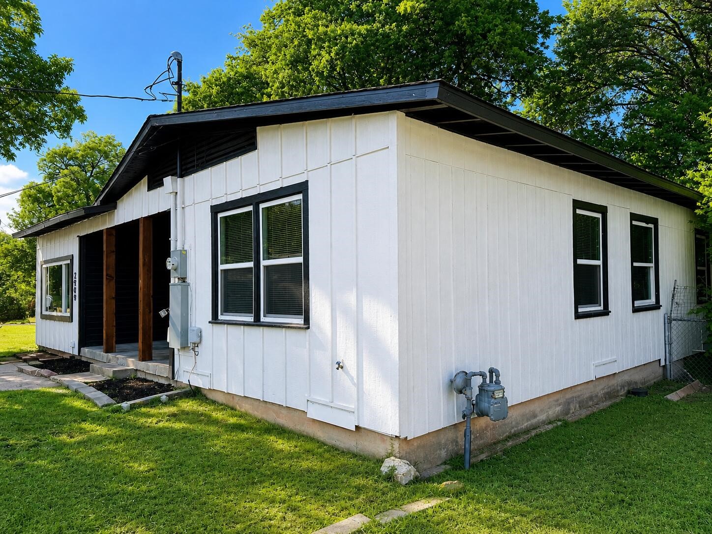 2909 56th Street Dallas TX 75241