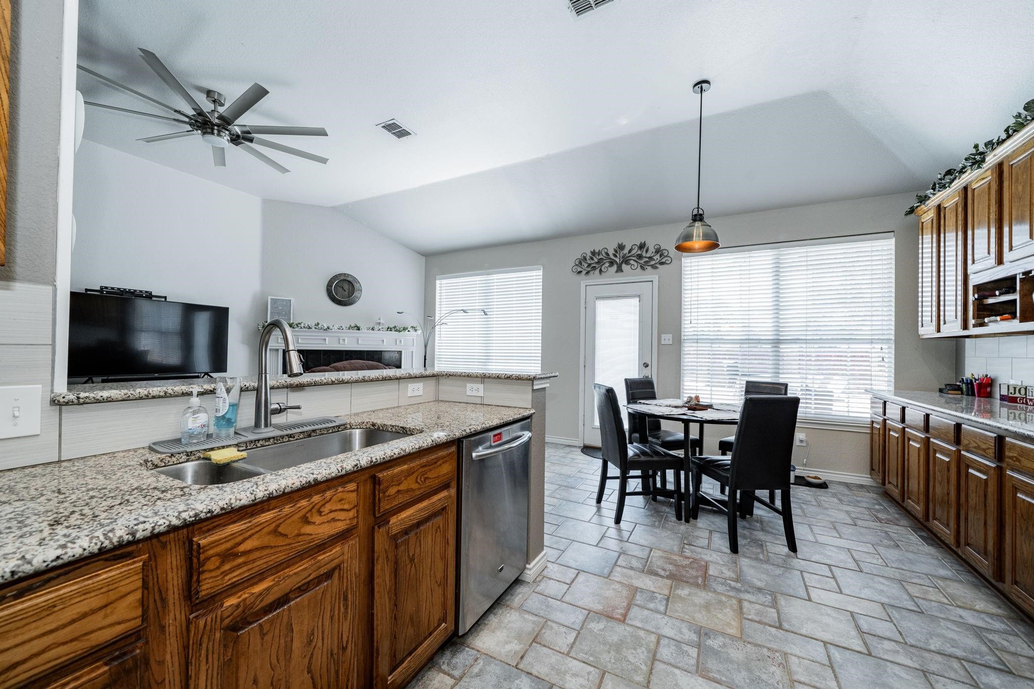 617 Tealwood Lane Flower Mound TX 75028