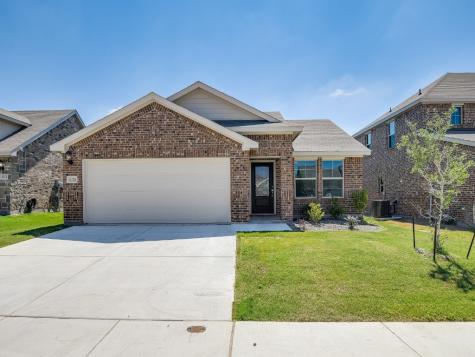6320 Armadillo Court Fort Worth TX 76179