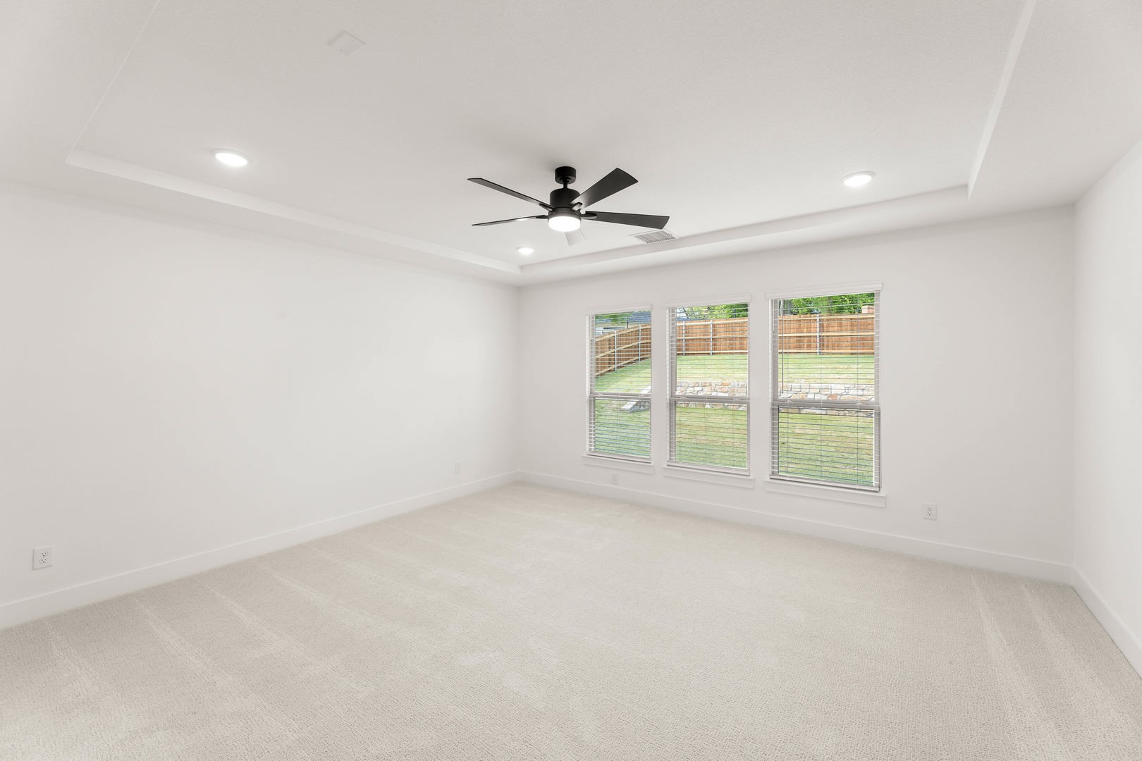 1115 Willow Lake Drive Desoto TX 75115