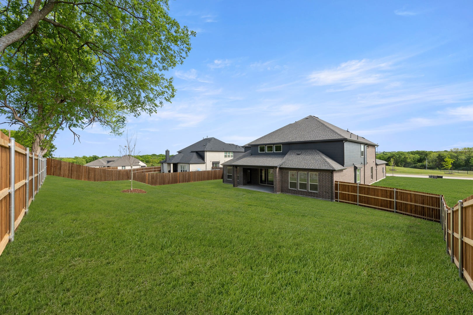 1115 Willow Lake Drive Desoto TX 75115