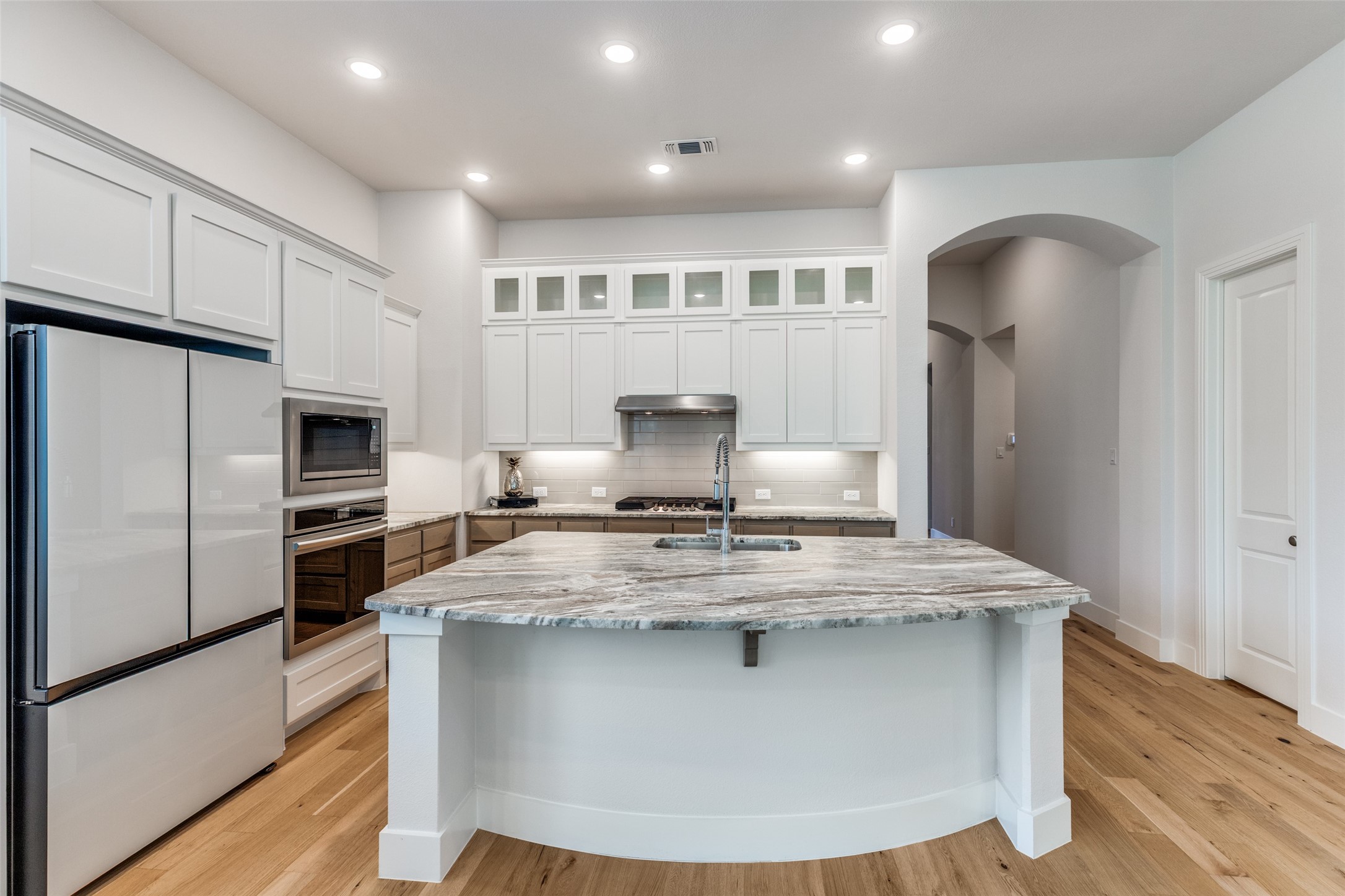 1835 Bell Court Van Alstyne TX 75495