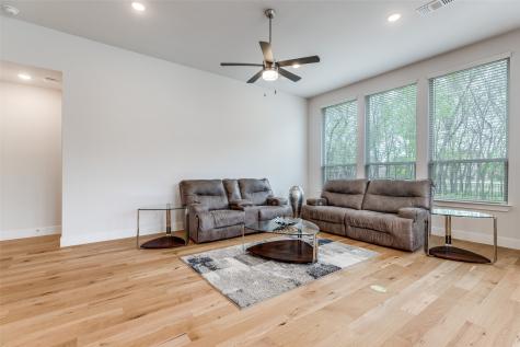 1835 Bell Court Van Alstyne TX 75495