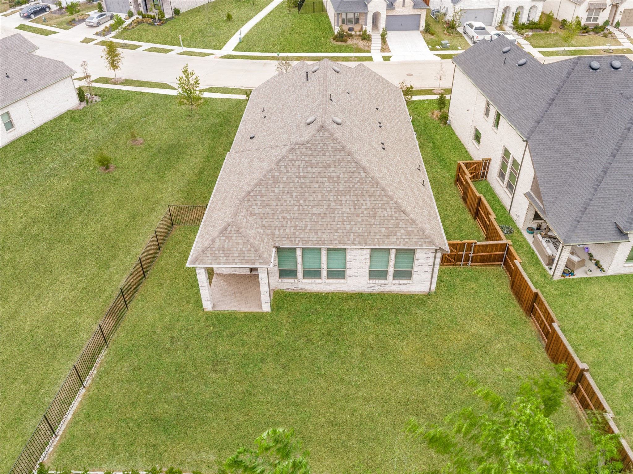 1835 Bell Court Van Alstyne TX 75495