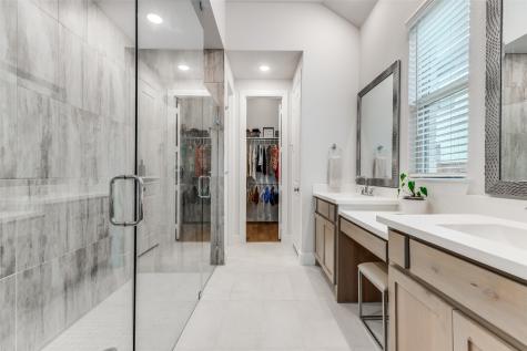 1835 Bell Court Van Alstyne TX 75495
