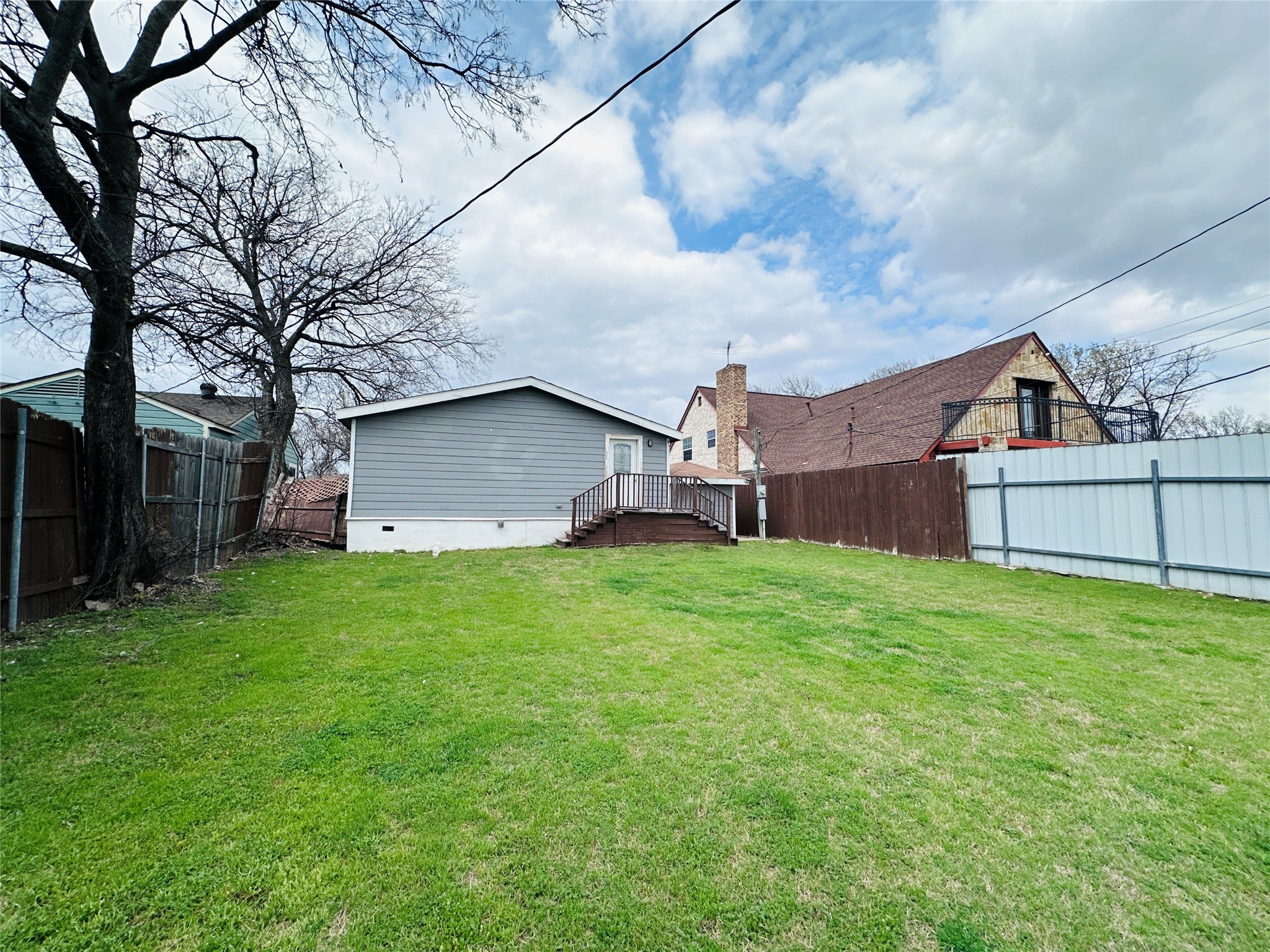 1610 Lebanon Avenue Dallas TX 75208