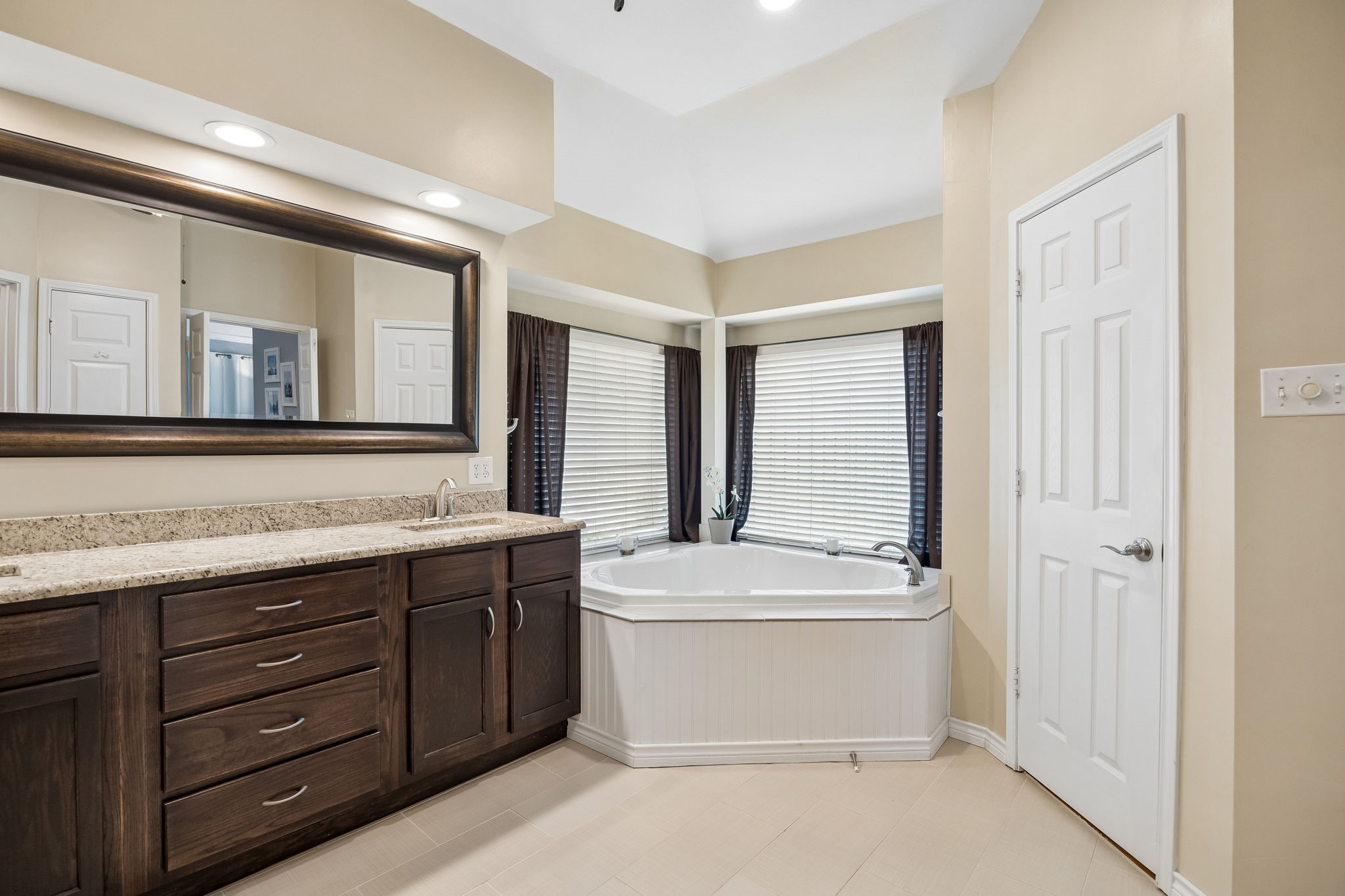 1420 Oakwood Court Flower Mound TX 75028
