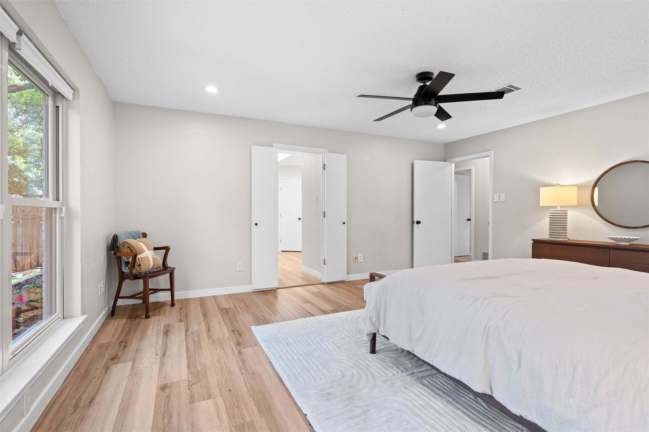 2605 Sunlight Drive Arlington TX 76006