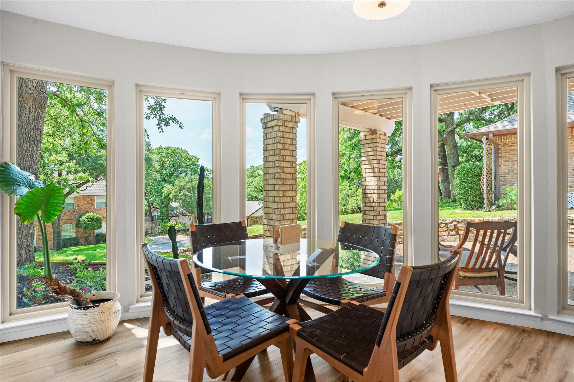 2605 Sunlight Drive Arlington TX 76006