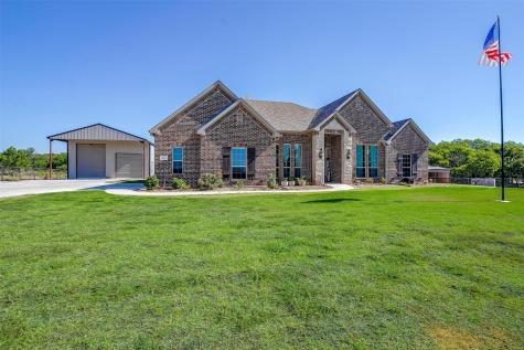 112 County Road 3386 Paradise TX 76073