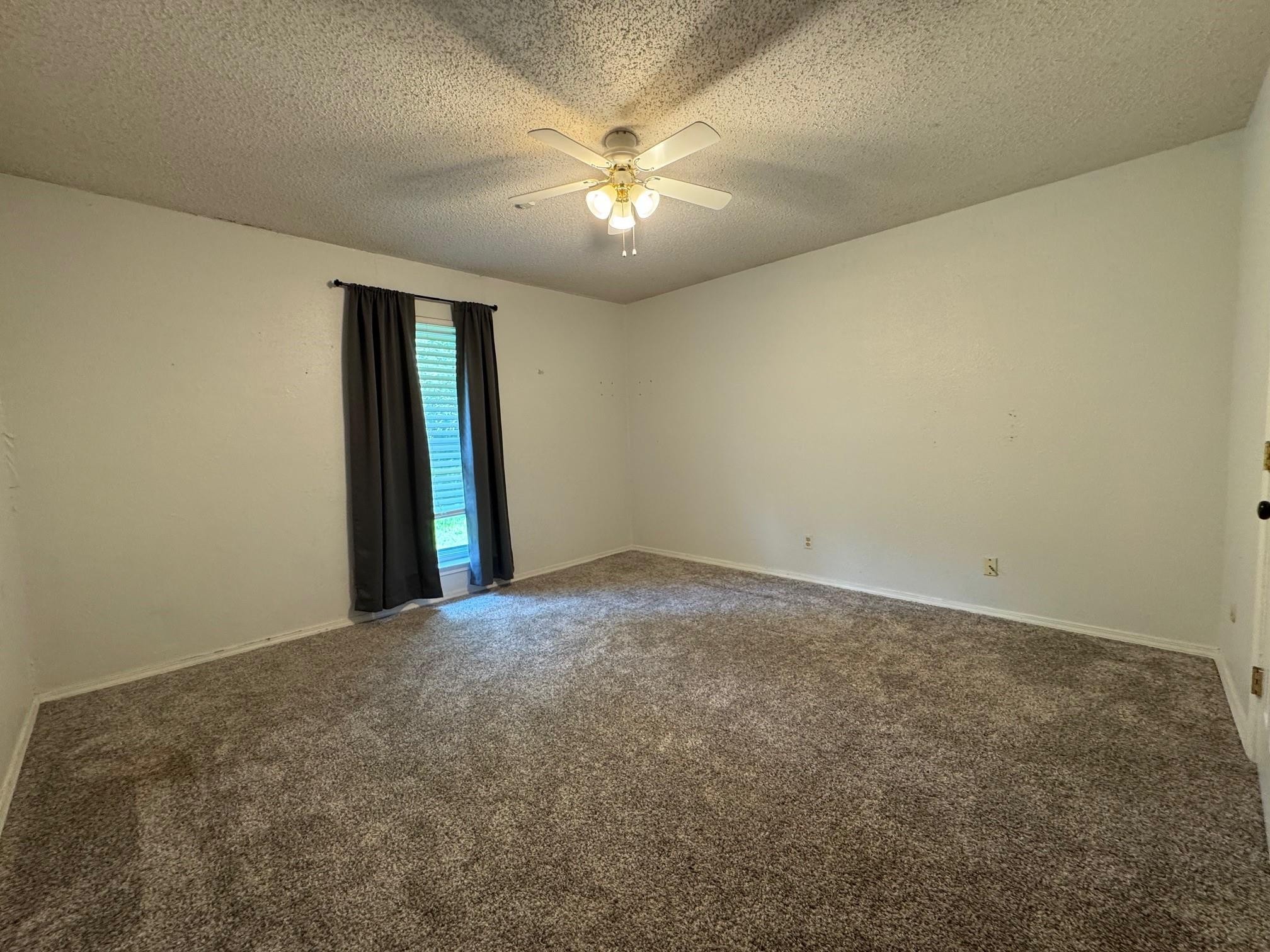 860 40th Street SE Paris TX 75462