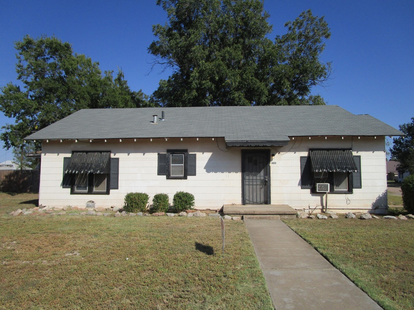 402 N 3rd Street Crowell TX 79227