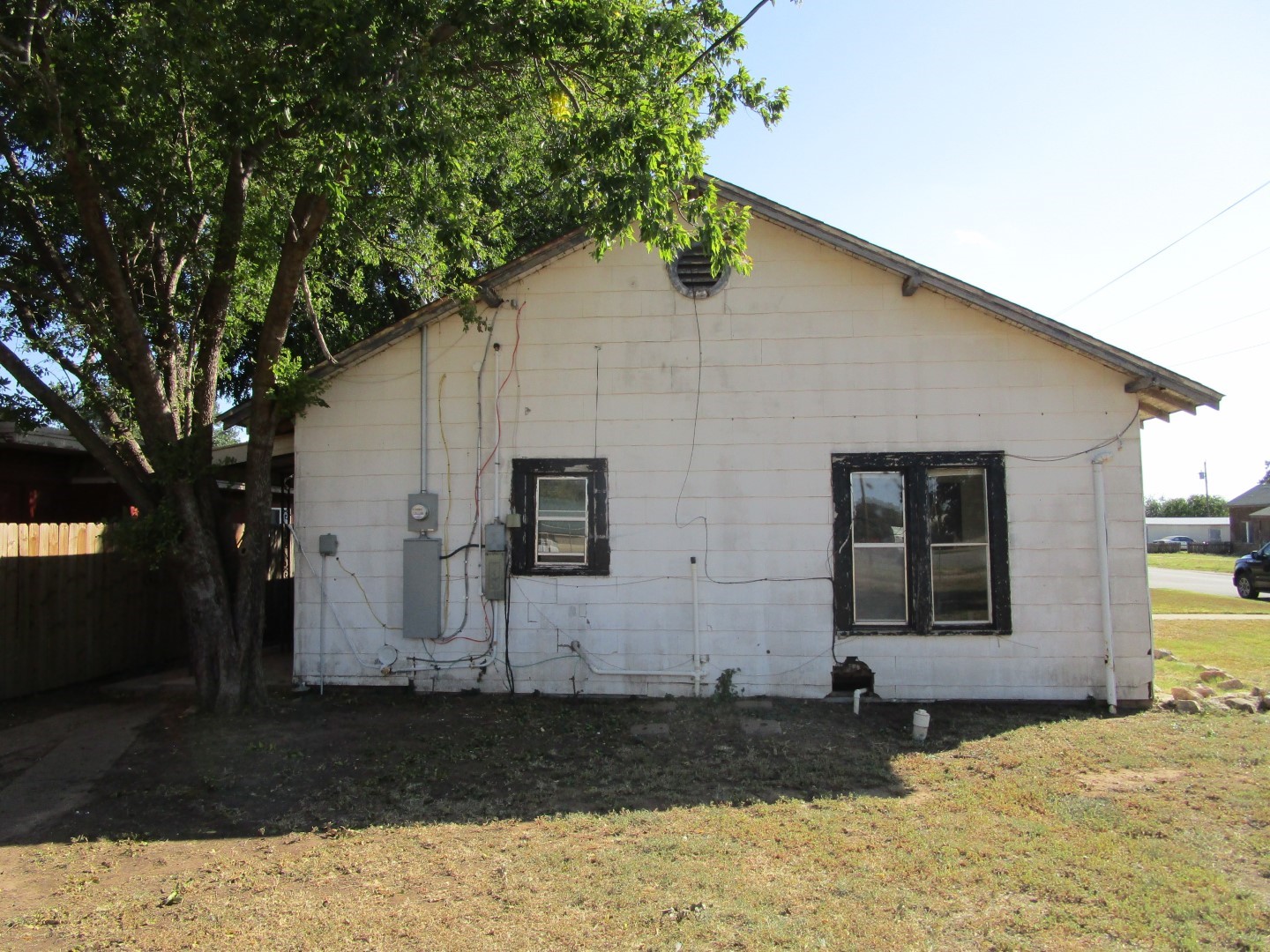 402 N 3rd Street Crowell TX 79227