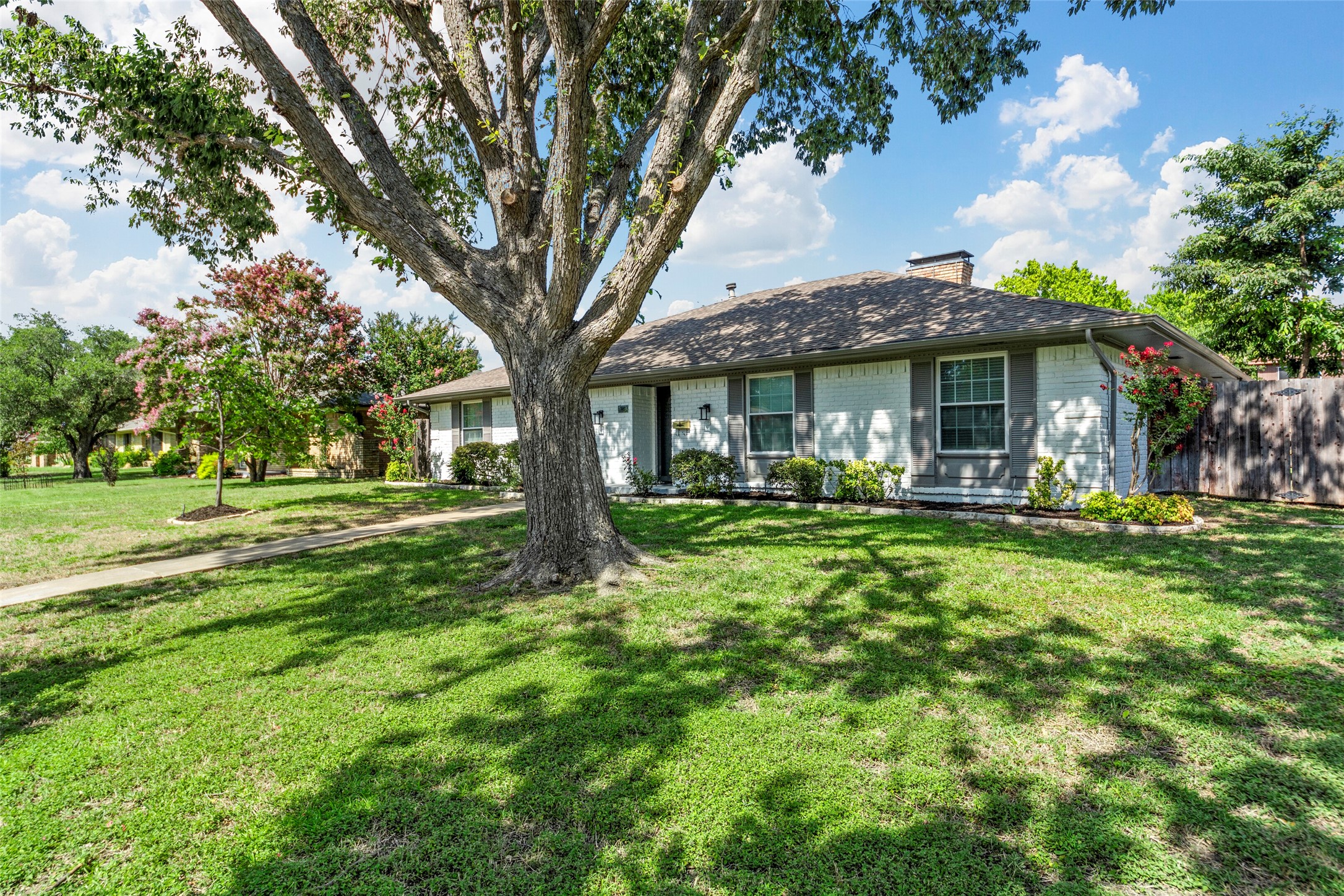 307 S Grove Road Richardson TX 75081