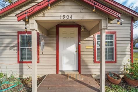 1904 Haltom Road Haltom City TX 76117