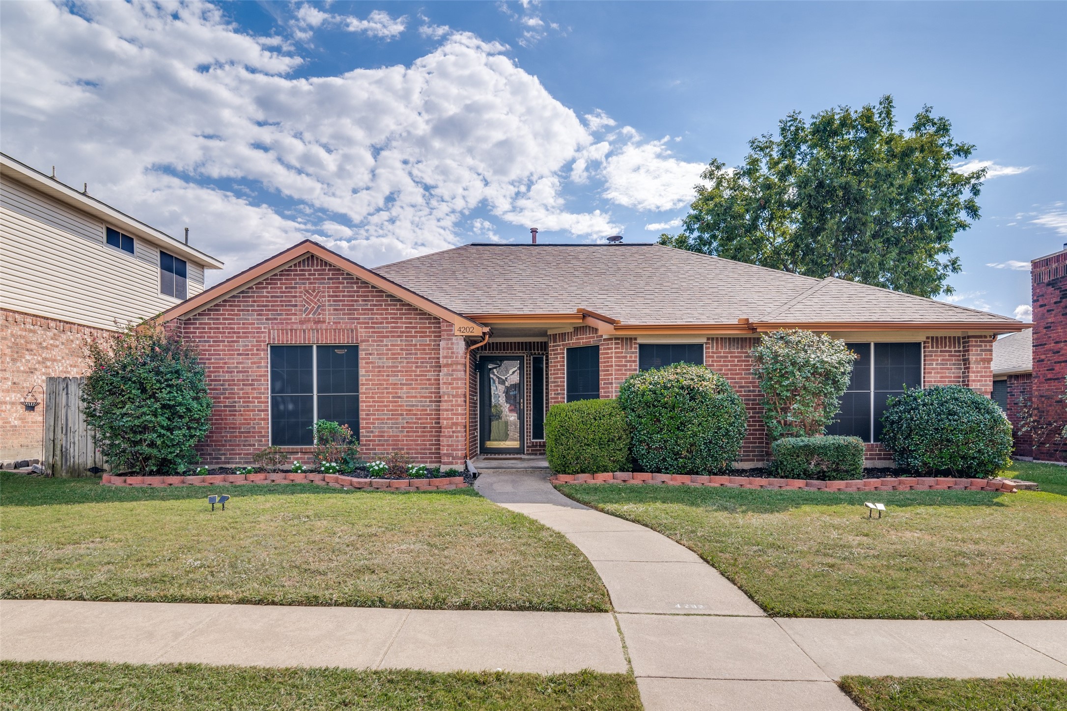 4202 Crystal Lane Garland TX 75043