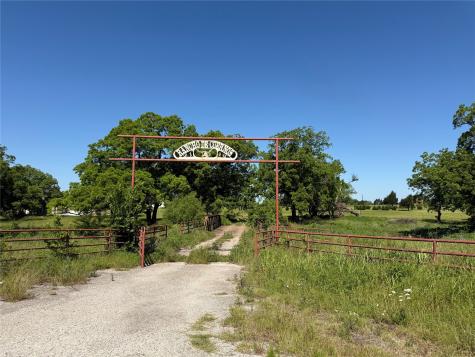 2191 Business Highway 377 Whitesboro TX 76273