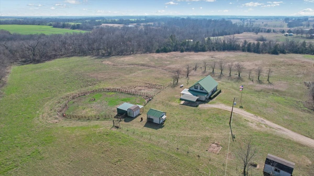 1352 County Road 3535 Honey Grove TX 75446