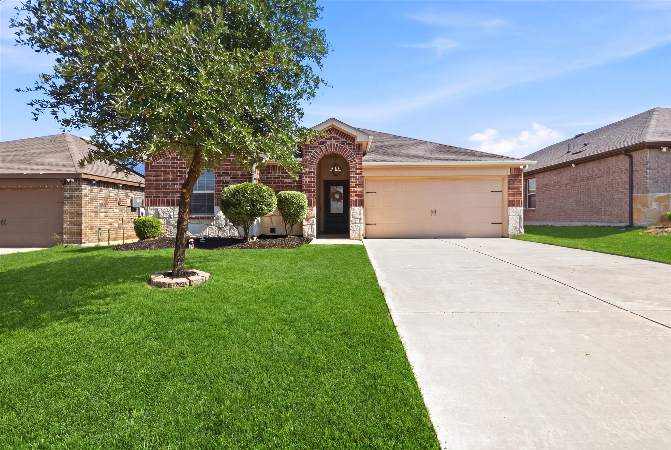 945 Alton Drive Aubrey TX 76227