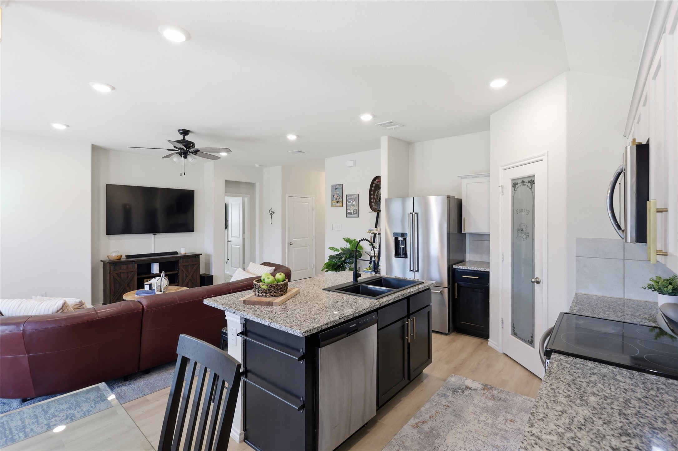 945 Alton Drive Aubrey TX 76227