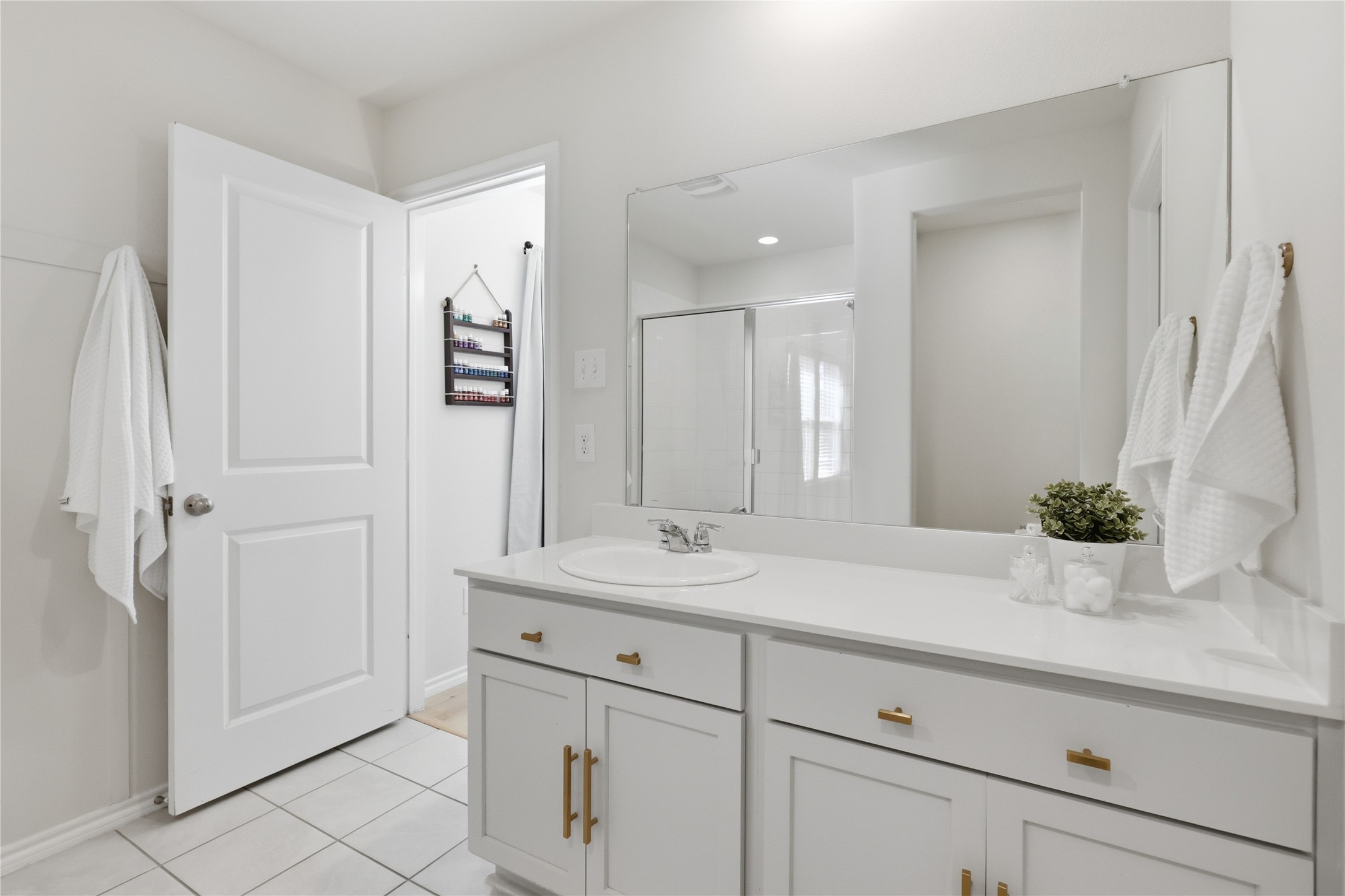 945 Alton Drive Aubrey TX 76227