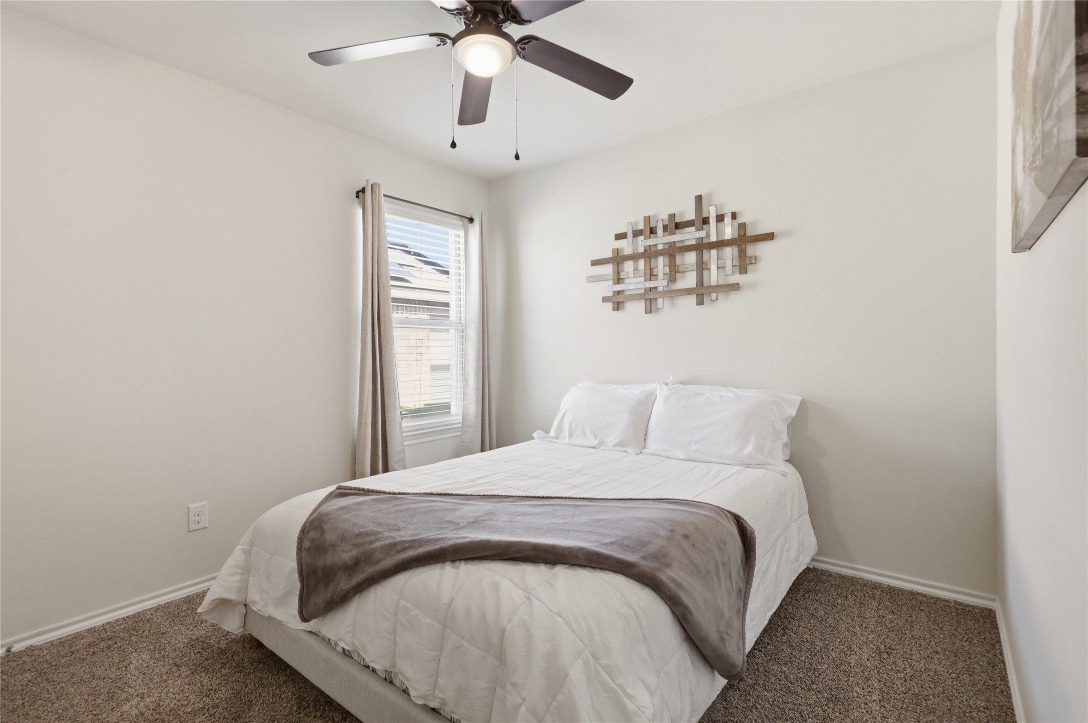 945 Alton Drive Aubrey TX 76227