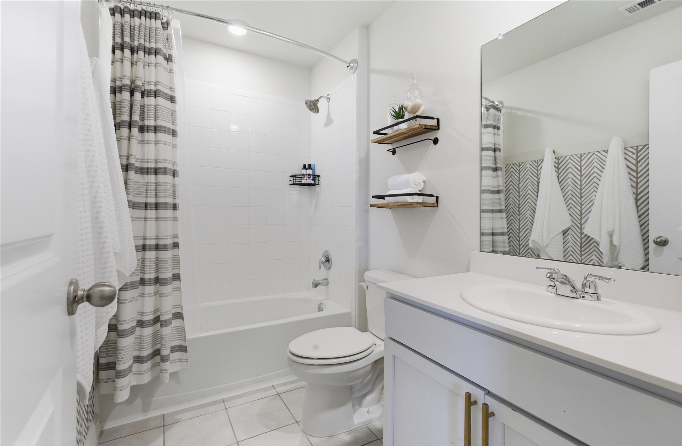 945 Alton Drive Aubrey TX 76227