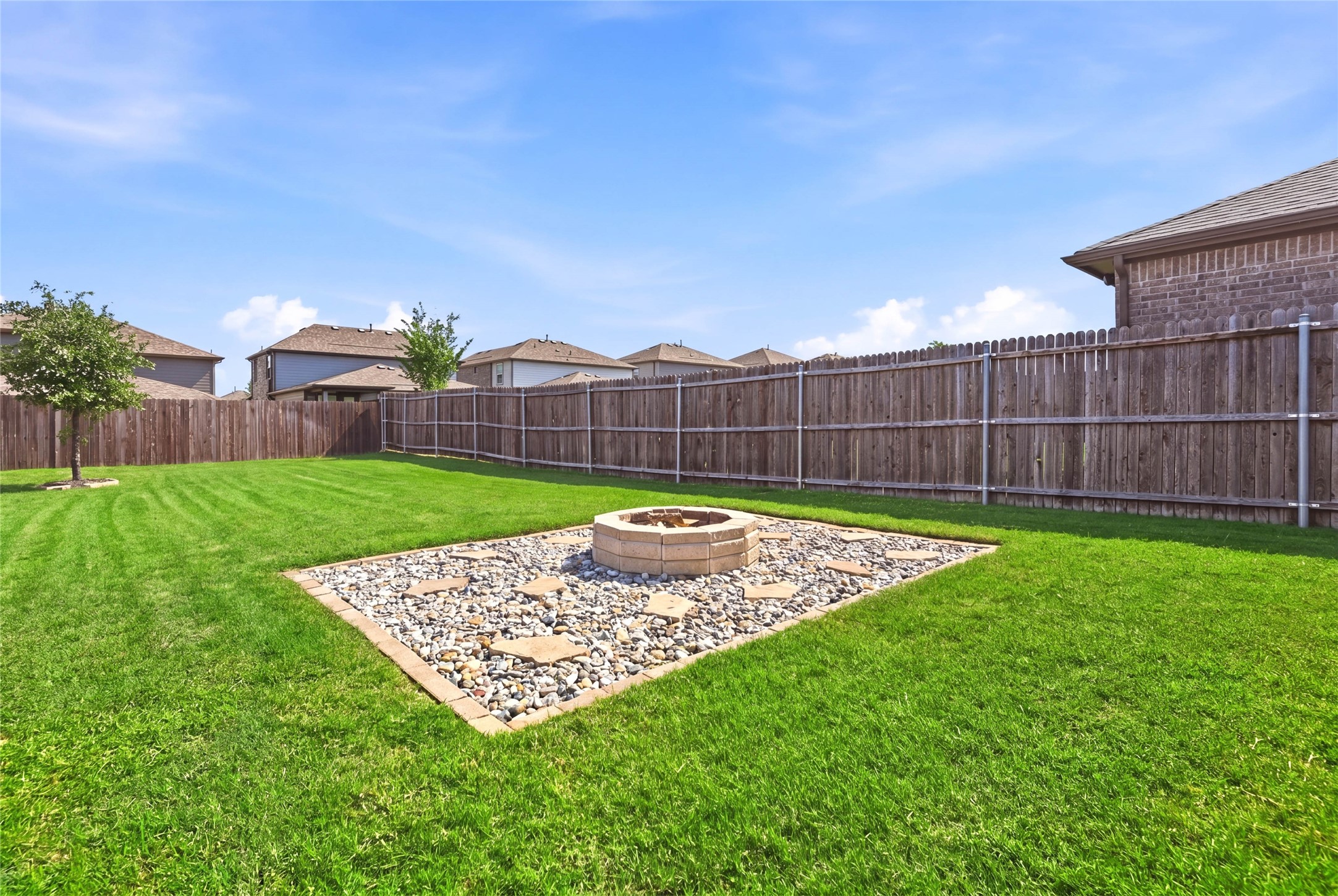 945 Alton Drive Aubrey TX 76227