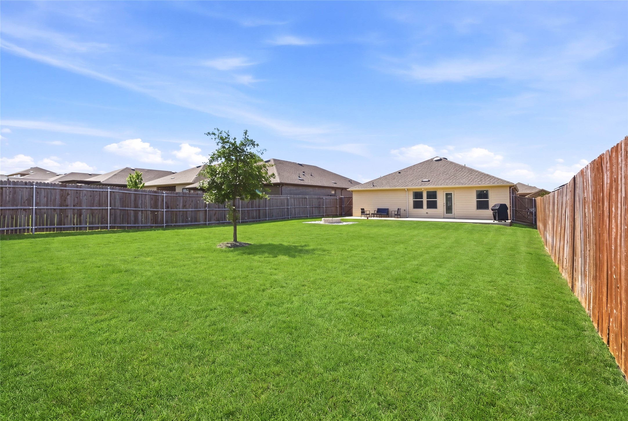 945 Alton Drive Aubrey TX 76227