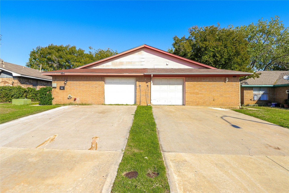 400 Gardenview Street Denton TX 76207